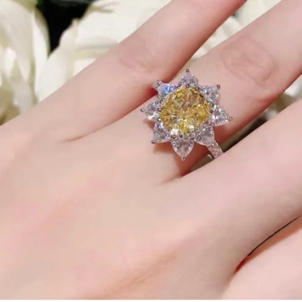 925 Sterling Silver Sunflower Diamond Ring - Picture 6 of 6